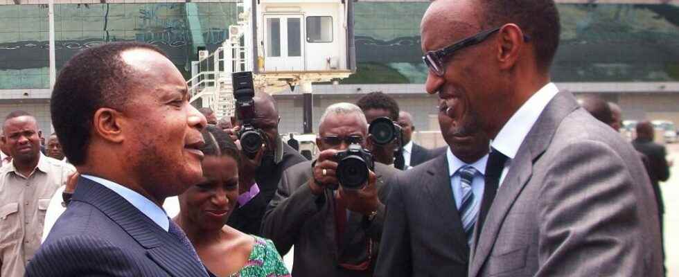 Visiting Brazzaville Paul Kagame signs a series of agreements with