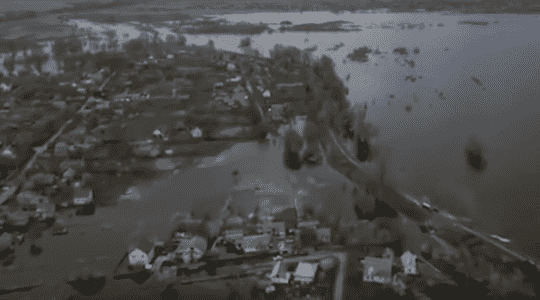 War in Ukraine when the army floods a village to