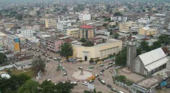 the police disperse a march already banned against power cuts