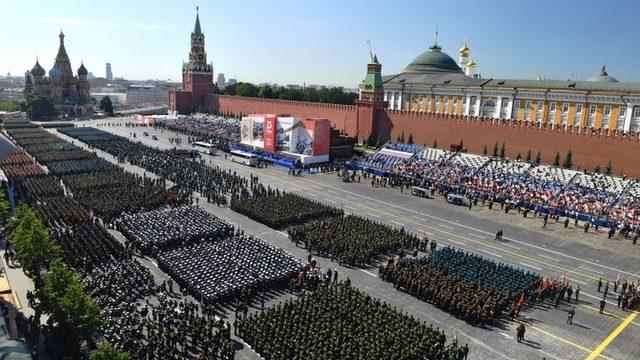 Victory Day celebrations (This photo is from 2020 celebrations) started to grow.