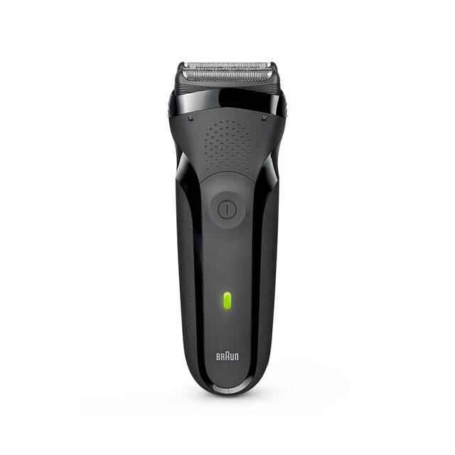 We are reviewing the Philips OneBlade for men, which can be used in all areas!