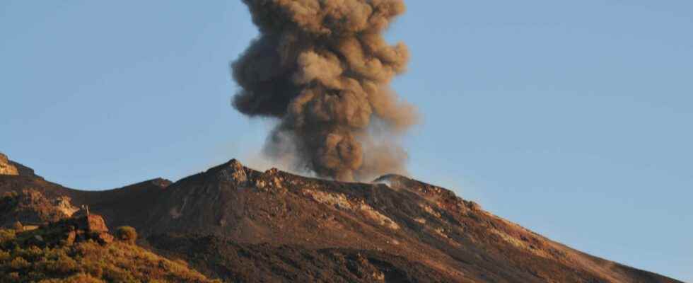 Another major explosion in Stromboli