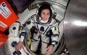 AstroSamantha announces Iris Financeit