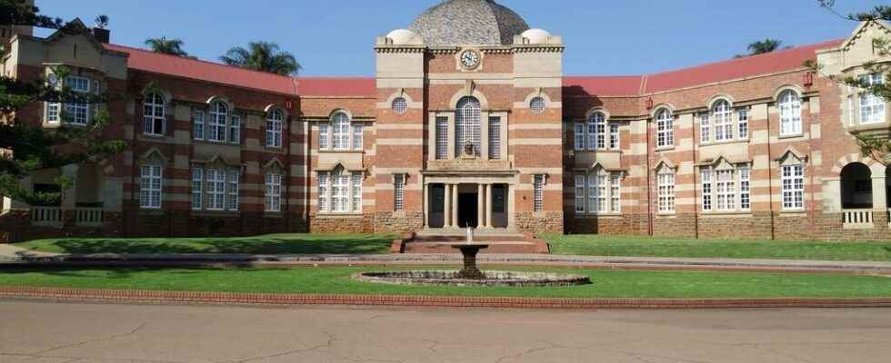 At Elon Musks South African high school students fascinated by