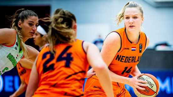 Basketball player Emese Hof leaves for Prague