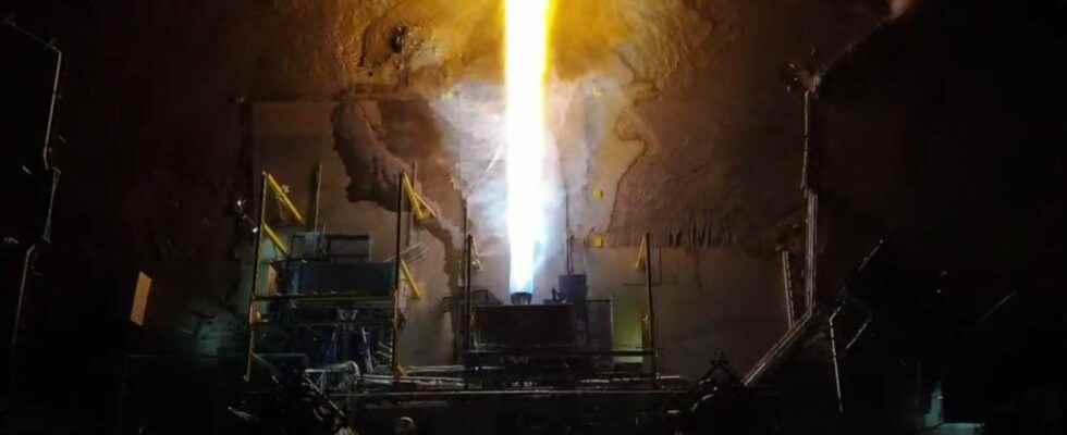 Blue Origins impressive BE 4 rocket engine test