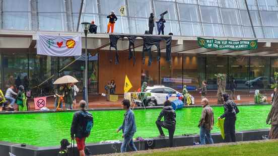 Climate activists climb on the roof of Staatsbosbeheer in Amersfoort