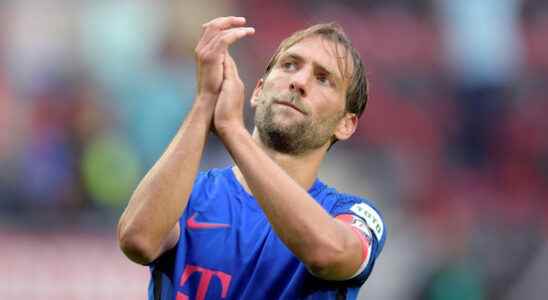 FC Utrecht AZ in sign of Willem Janssens farewell