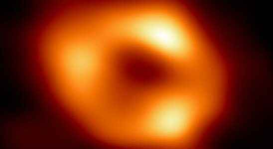 Groundbreaking photo Black hole at the heart of the Milky