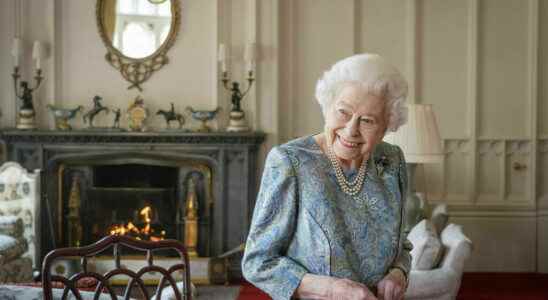 Prince Charles replaces Queen Elizabeth for throne speech