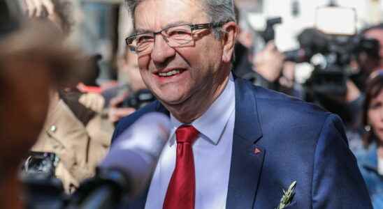 SMIC 2022 Melenchon offers 1500 euros what dangers