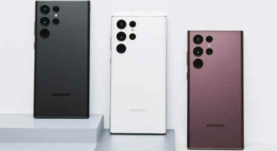 Samsung Galaxy S22 Rakuten sells off its price before the