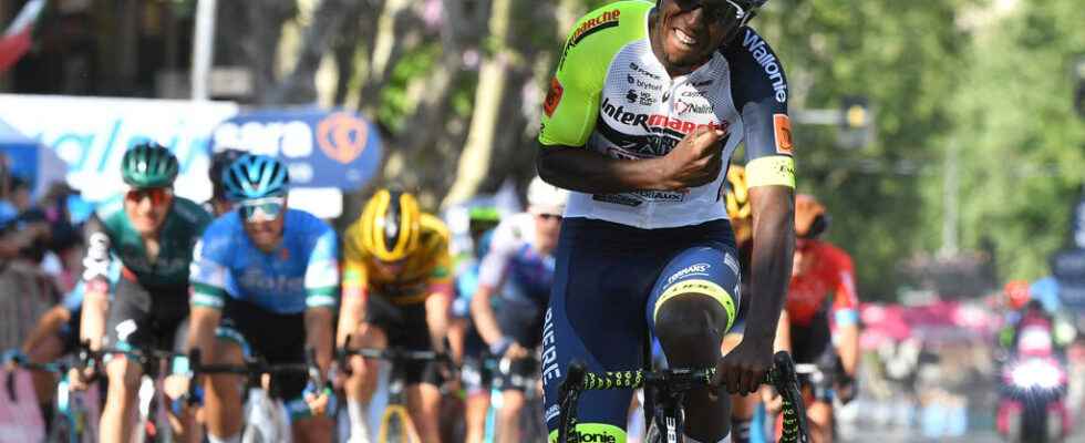 The Eritrean Biniam Girmay enters the history of the Giro