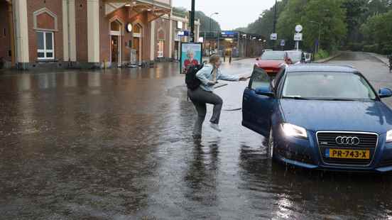 Thunderstorms in the Province Flooded Streets Lightning Strikes and Problems