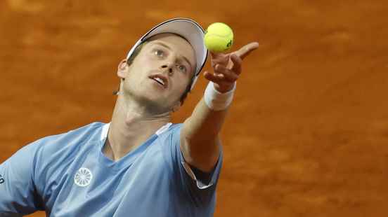 Van de Zandschulp reaches second round of Madrid masters tournament