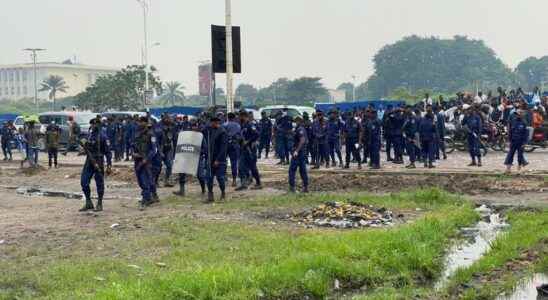 the police disperse the opposition demonstration in front of the