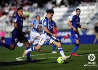 ALAVES Xeber Alkain lands in Alaves