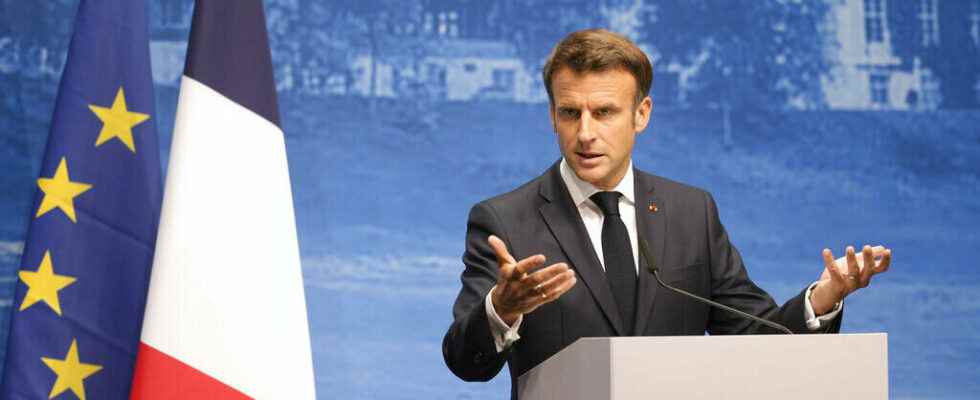 An intense diplomatic week for Emmanuel Macron still looking for