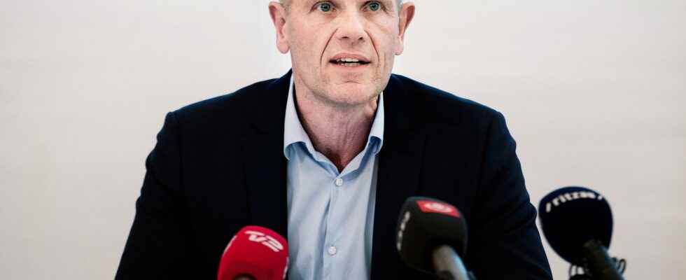 Berlingske The spy chief leaked to relatives