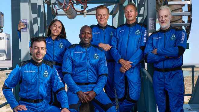 Blue Origin launched six people into space for space tourism