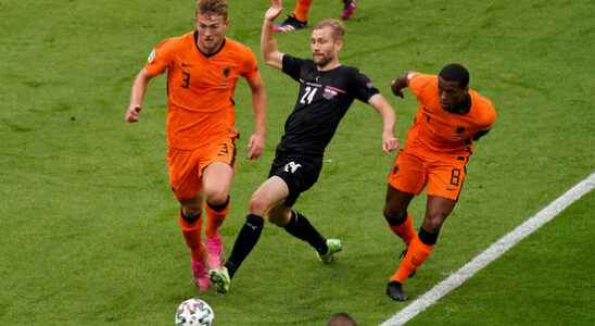 De Ligt fit in time for Poland