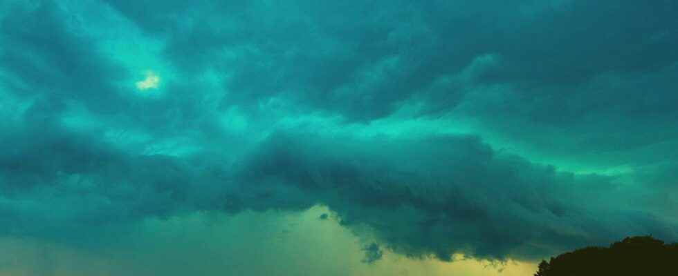 Extraordinary weather phenomenon green storms