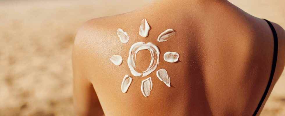 How do sunscreens work