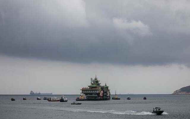 It was the symbol of Hong Kong Giant floating restaurant