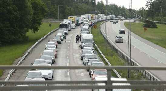 Long queues outside Stockholm