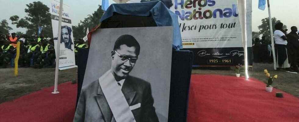 Lumumbas coffin on display in his native village of Onalua