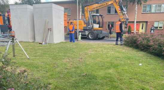 Neighborhood prevents the placement of underground containers in a playing