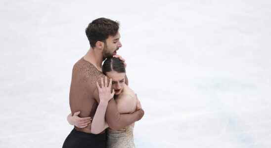 Papadakis Cizeron a one year break announced for what reasons