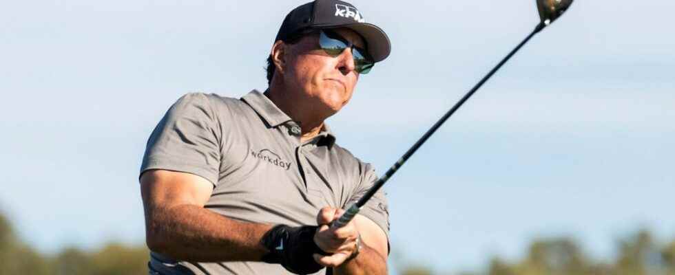 Phil Mickelson to controversial golf tour despite criticism