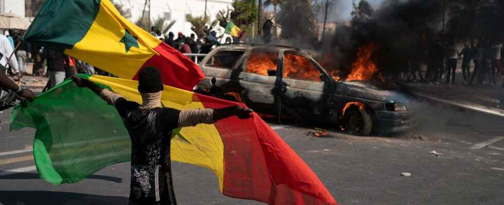 Protests ahead of elections in Senegal