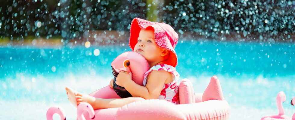 Swimming pool beach safety rules for bathing children