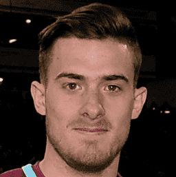 Toni Martinez goes on the market