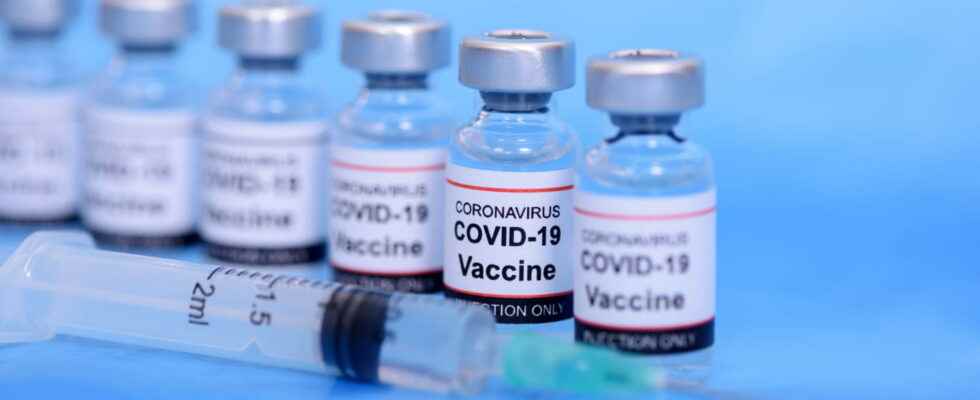 1657282127 4th dose Covid vaccine delay for whom where to do