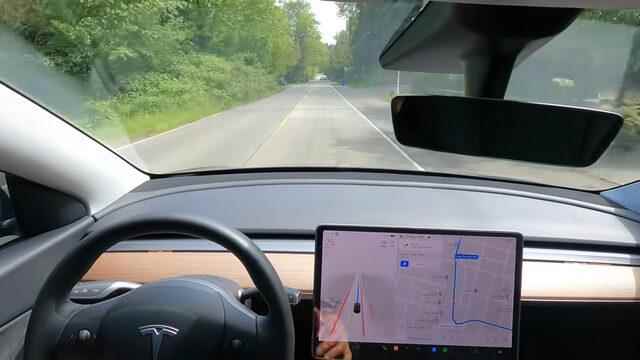 Anbean viewed Frightening error from Teslas autonomous driving software This