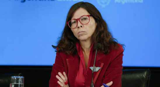 Argentinas economy minister in US for talks with IMF