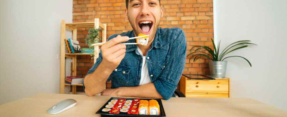 Eating rice after high school the mystery of Twitter finally