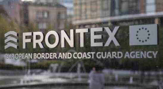 Frontex knew of illegal deportations of migrants to Greece report