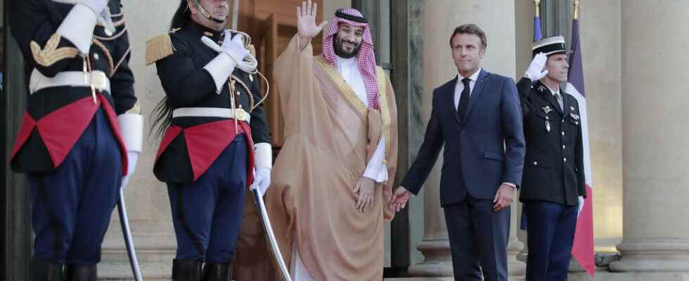 On the dinner menu between Macron and Ben Salman oil