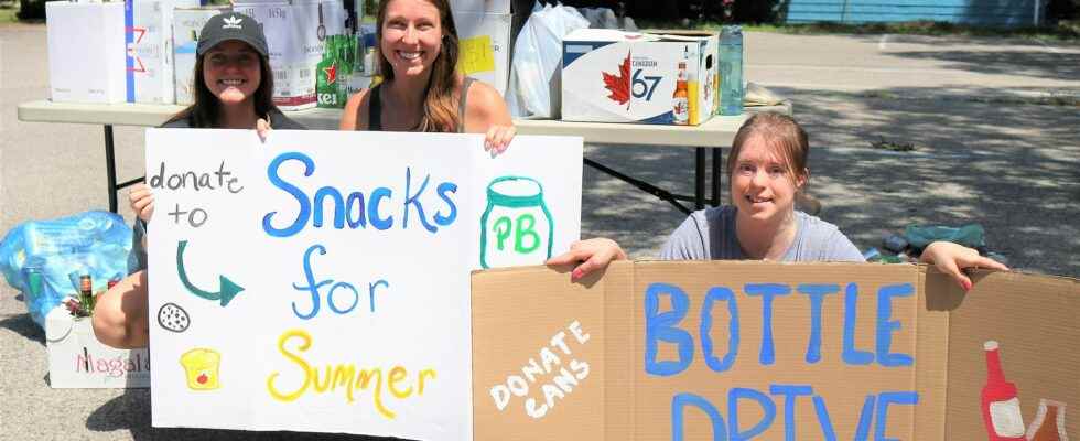 Sarnia sisters summer snack program still going strong