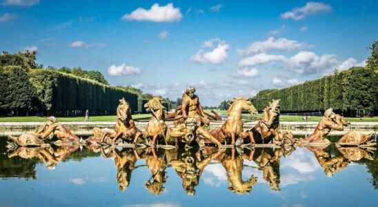 The Sun King welcomes you to the Palace of Versailles