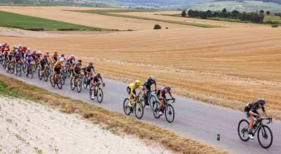 Womens Tour de France 2022 time TV channel How to