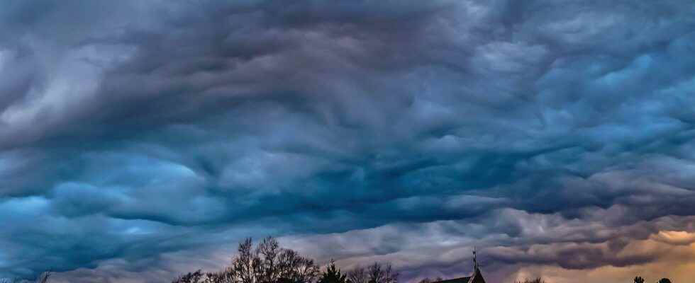 Wonders of the Sky 19 Spectacular Cloud Types