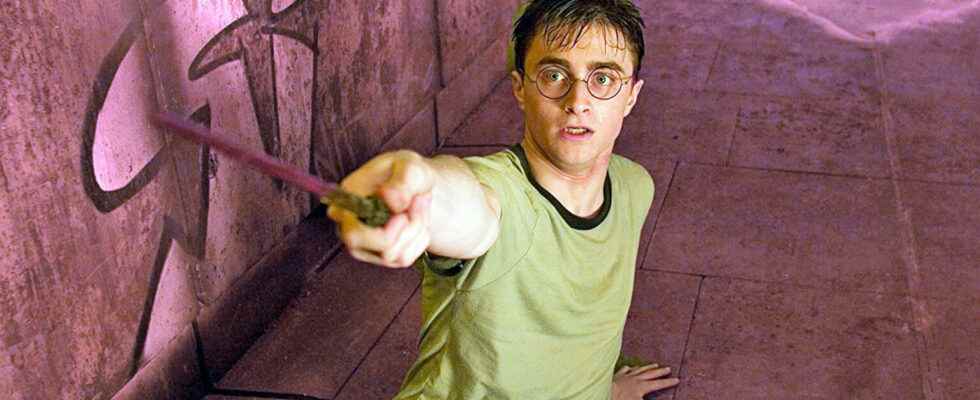 Daniel Radcliffe flees Harry Potter store I have to go