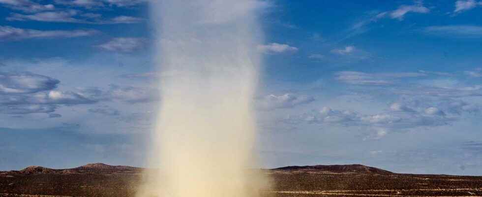 Extraordinary weather phenomenon the Dust Devil