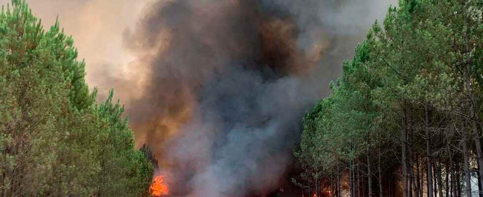 French forest fires threaten to spread