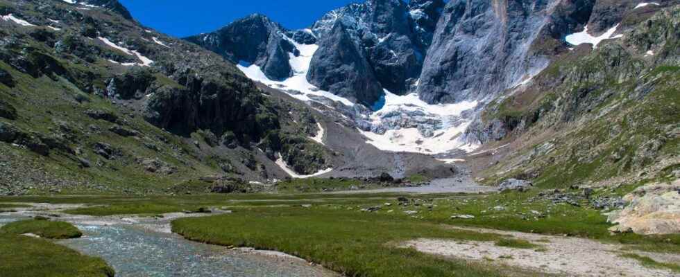 In maps the last wild regions in France